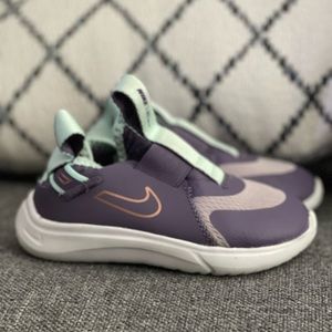Toddle Nike sneakers 8c